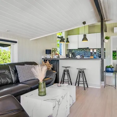 Bryti - 500m From The Sea By Interhome Ferienhaus Hals