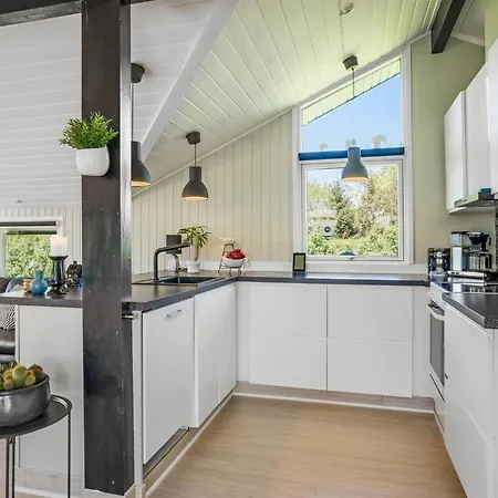 Ferienhaus Bryti - 500m From The Sea By Interhome