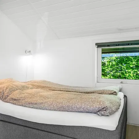 Bryti - 500m From The Sea By Interhome * Hals